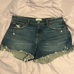 Abercrombie Curve Love Mom Shorts